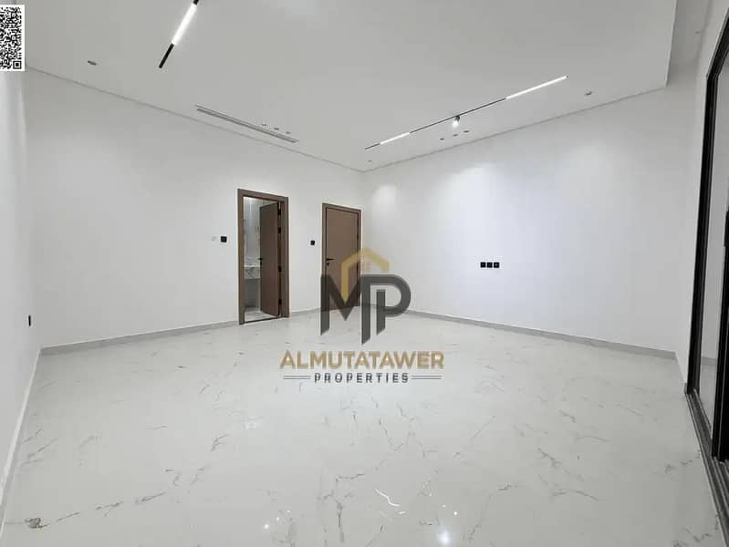 16 batch_848137665-1066x800. webp
