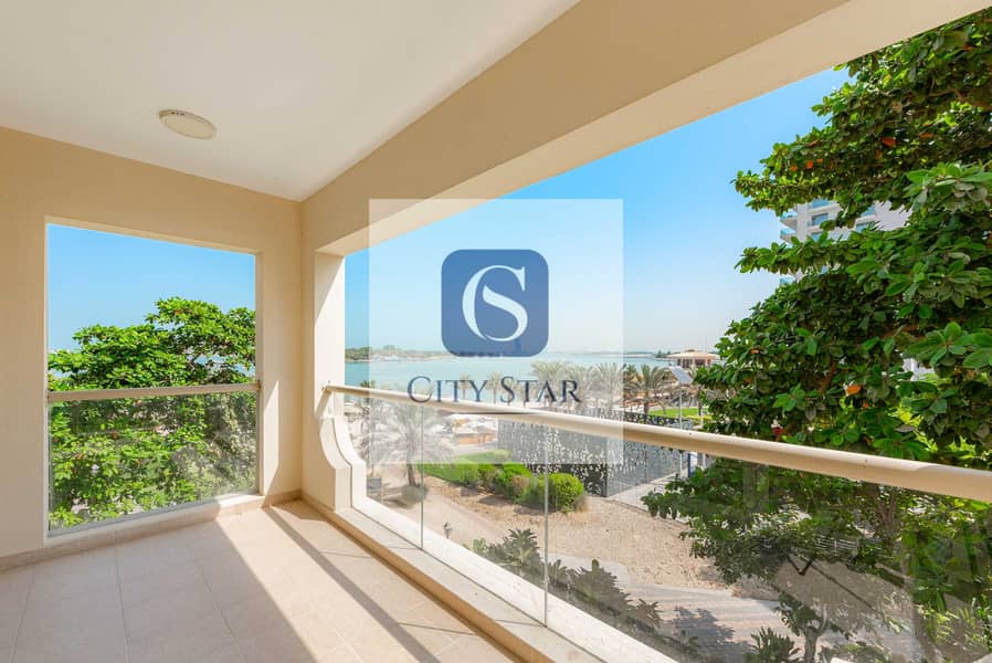 5 Balcony_208. jpg