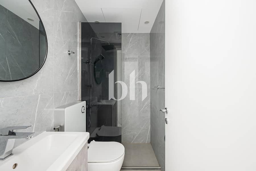 8 images image img