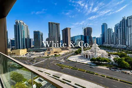 1 Bedroom Apartment for Sale in Downtown Dubai, Dubai - Negotiable | Vacant Now | Large Layout 1 Bedroom Apartment for Sale in Downtown Dubai, Dubai - Negotiable | Vacant Now | Large Layout