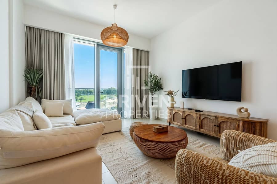 Community Expert | Luxury Unit Community Expert | Luxury Unit