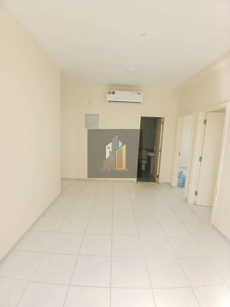 2 76034. jpg