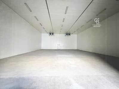 Warehouse zum Miete in Dubai Investments Park (DIP), Dubai - Lagerhalle in Dubai Investments Park (DIP), 328191 AED - 16058151
