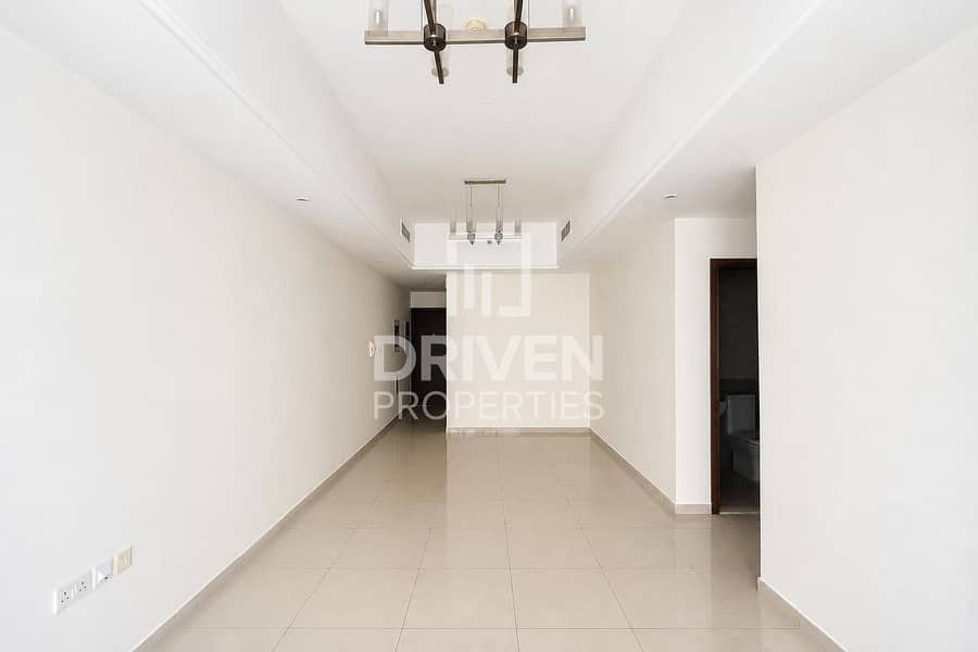 Premium | Well Maintained | Spacious Living Premium | Well Maintained | Spacious Living