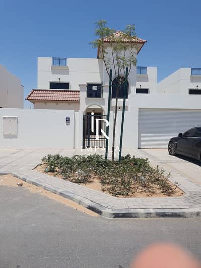 Villa de 4 chambres à à vendre à Al Shamkha, Abu Dhabi - WhatsApp Image 2026-08-01 at 14.48. 46 (1). jpeg