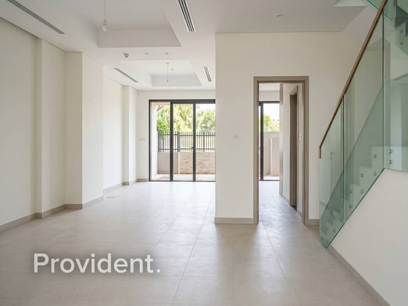 Vacant Soon | Spacious Duplex | Central Location Vacant Soon | Spacious Duplex | Central Location