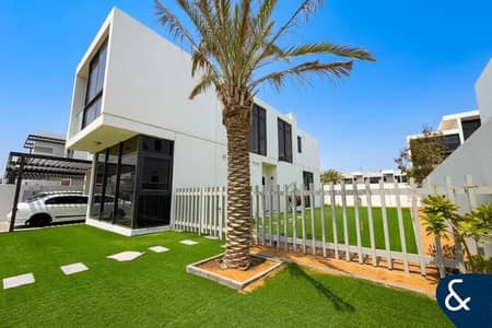 6 Schlafzimmer Villa zum zum Verkauf in DAMAC Hills 2 (Akoya by DAMAC), Dubai - Villa in DAMAC Hills 2 (Akoya by DAMAC),Aster, 6 schlafzimmer, 4250000 AED - 16058600 6 Schlafzimmer Villa zum zum Verkauf in DAMAC Hills 2 (Akoya by DAMAC), Dubai - Villa in DAMAC Hills 2 (Akoya by DAMAC),Aster, 6 schlafzimmer, 4250000 AED - 16058600
