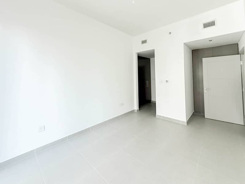 4 WhatsApp Image 2026-07-15 at 15.33. 35. jpg