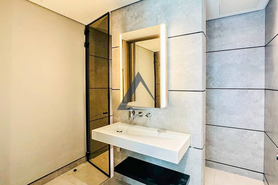 9 Property Image