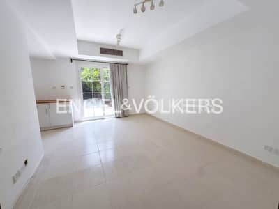 2 Slaapkamers Villa te Huur in The Springs, Dubai - Villa in The Springs,The Springs 3, 2 slaapkamers, 170000 AED - 16060513 2 Slaapkamers Villa te Huur in The Springs, Dubai - Villa in The Springs,The Springs 3, 2 slaapkamers, 170000 AED - 16060513
