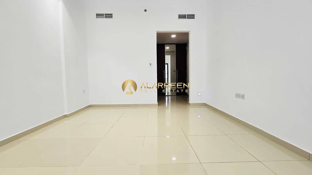 6 WhatsApp Image 2026-08-04 at 12.20. 50 PM (2). jpeg