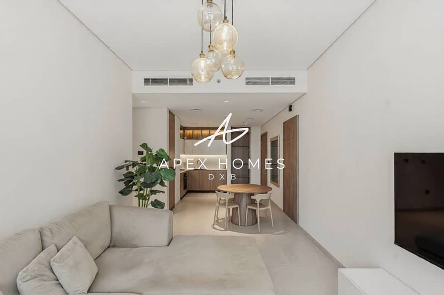 Tenanted | Good ROI | Pool View | Corner Unit Tenanted | Good ROI | Pool View | Corner Unit