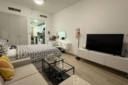 Studio for Sale in Jumeirah Village Circle (JVC), Dubai - Fully Furnished | High Floor | Bright and Modern Studio for Sale in Jumeirah Village Circle (JVC), Dubai - Fully Furnished | High Floor | Bright and Modern