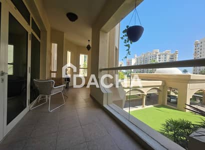 2 Bedroom Flat for Sale in Palm Jumeirah, Dubai - Vacant on Transfer | Beach Club | Maids Room 2 Bedroom Flat for Sale in Palm Jumeirah, Dubai - Vacant on Transfer | Beach Club | Maids Room