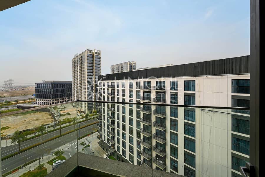 Unfurnished | Boulevard + Park View | Vacant Unfurnished | Boulevard + Park View | Vacant