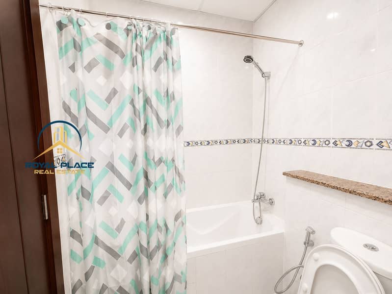 8 5c42b078-0004-4bed-a14d-adbaaaf59ec2. png