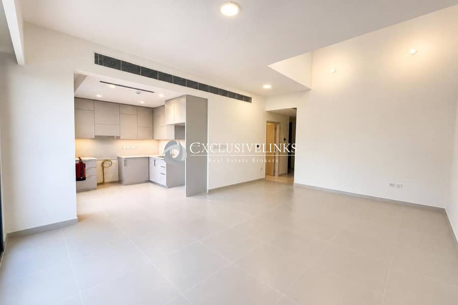 Corner Unit | Single Row | Vacant 3 Bedroom Corner Unit | Single Row | Vacant 3 Bedroom