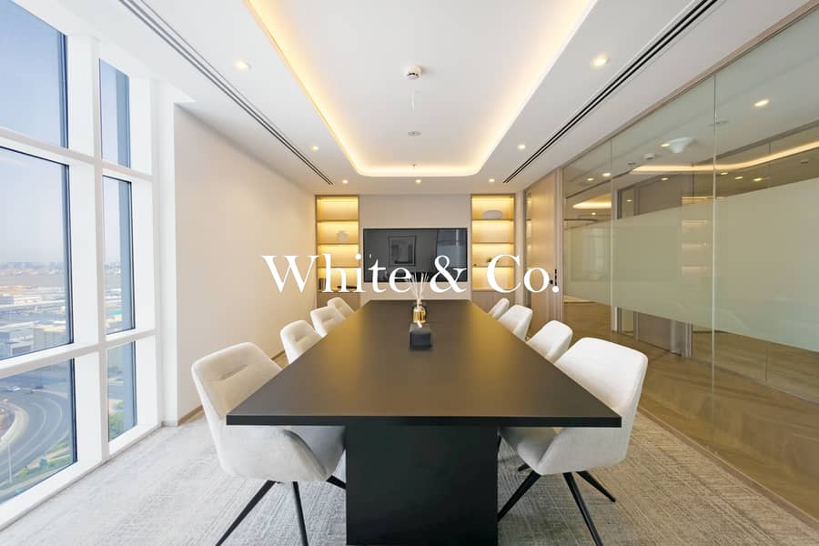 Vacant | Luxury Furnished | Uptown View Vacant | Luxury Furnished | Uptown View