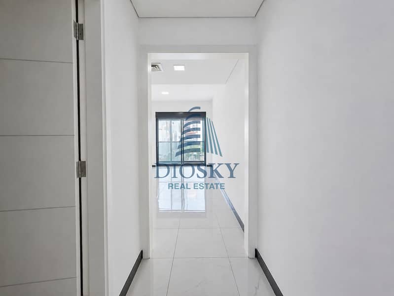6 Image 6