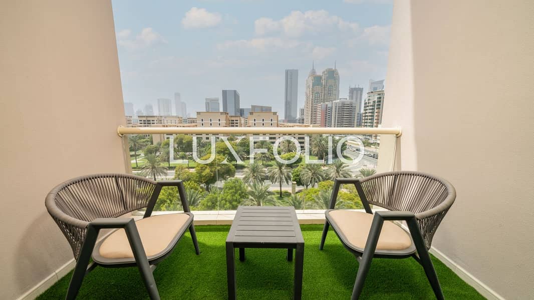 Rare Park View | Renovated | Vacant Rare Park View | Renovated | Vacant