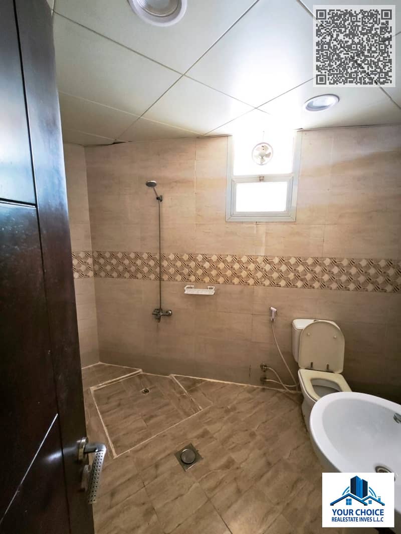 7 ddc145f3-9ac2-4e72-8cf4-858e9bba2f75. jpg