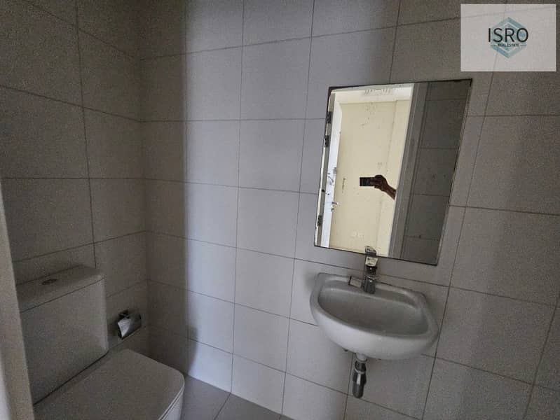 23 1000584419. jpg