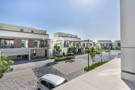 3 Bedroom Townhouse for Rent in Tilal Al Ghaf, Dubai - Available September | Near Entrance | Single Row
