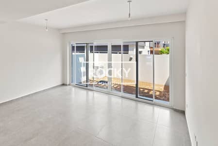 4 Camere Townhouse in vendita a DAMAC Hills 2 (Akoya by DAMAC), Dubai - Imperial Tower (21 of 27). jpg 4 Camere Townhouse in vendita a DAMAC Hills 2 (Akoya by DAMAC), Dubai - Imperial Tower (21 of 27). jpg