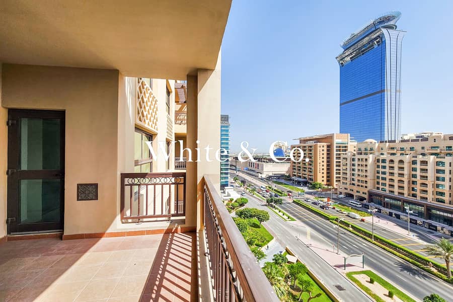 Vacant Now | Great Condition | High floor Vacant Now | Great Condition | High floor