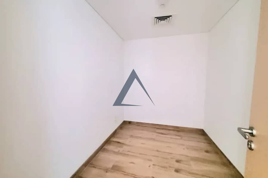 19 Property Image