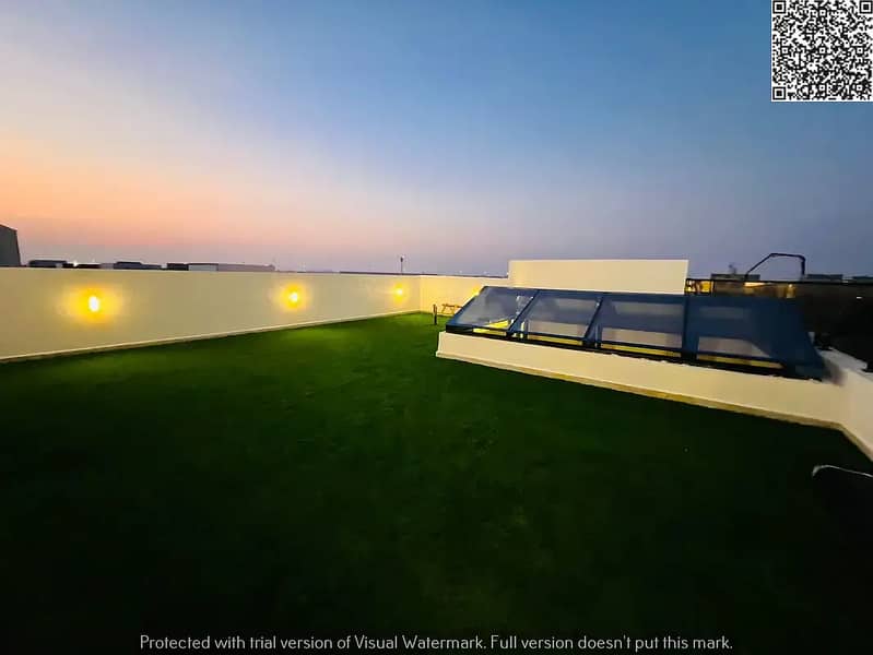 34 857434014-1066x800. webp