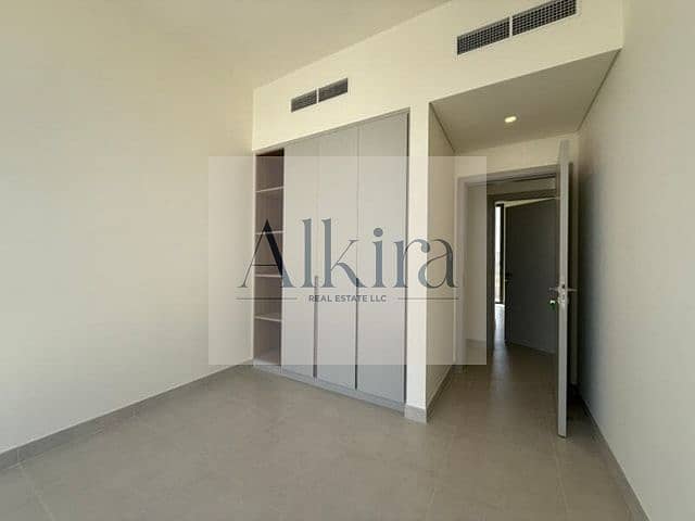 4 image_3