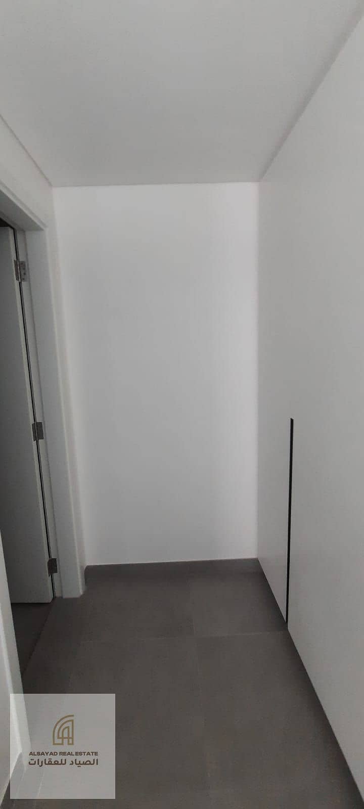 8 94bca9eb-561e-461b-8002-376460b9e4c3. jpg