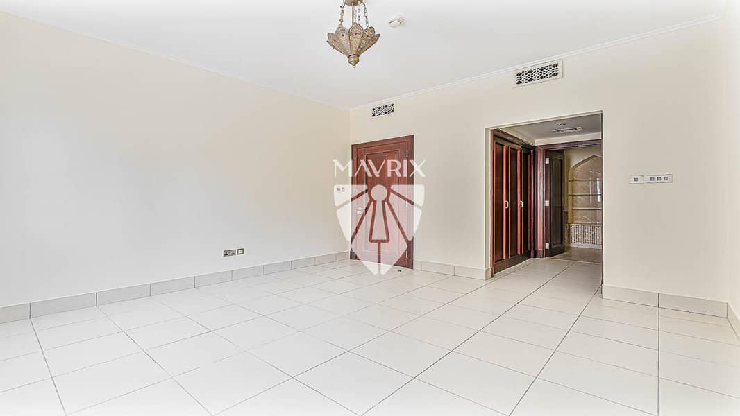 12 Image 12