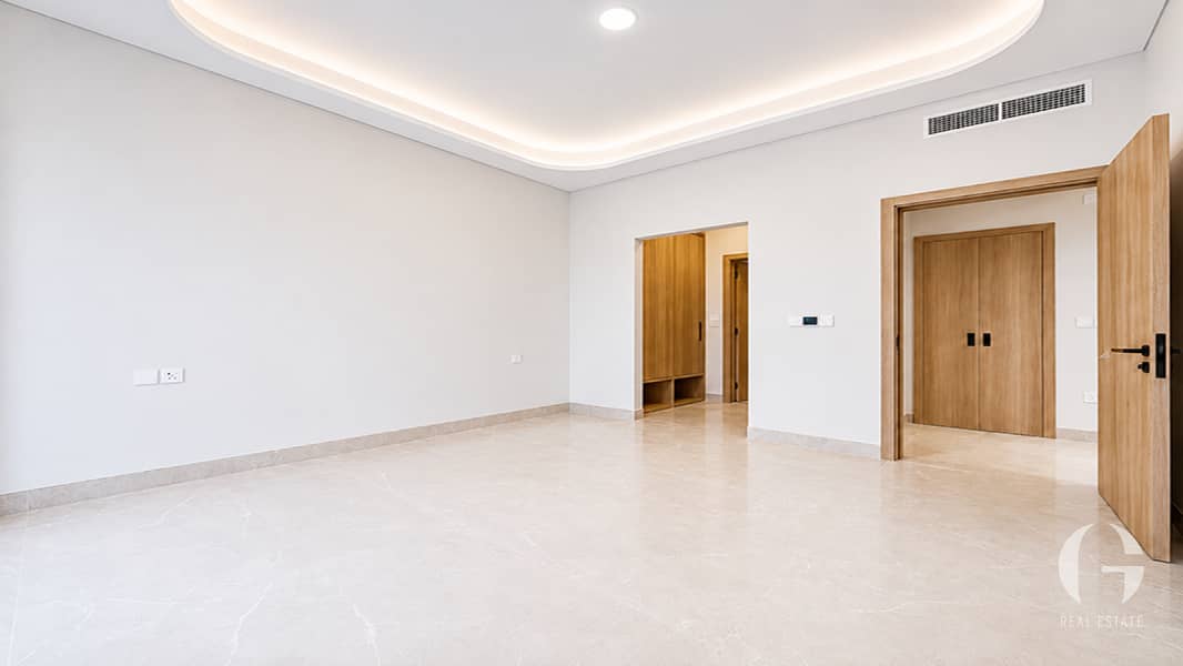 8 Image 8