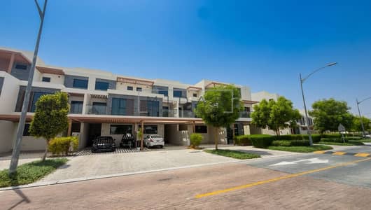 5 Schlafzimmer Townhouse zum zur Miete in DAMAC Hills, Dubai - 1. jpg 5 Schlafzimmer Townhouse zum zur Miete in DAMAC Hills, Dubai - 1. jpg