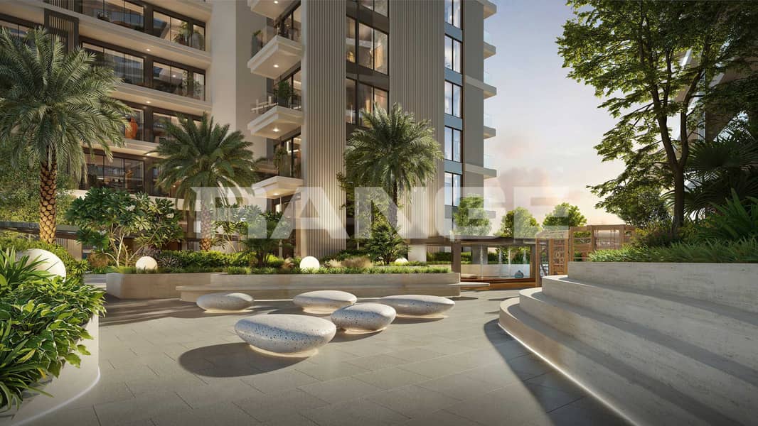5 The Hillgate - garden. jpg