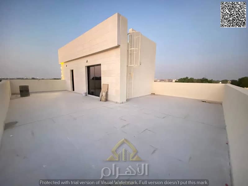 11 844177096-1066x800. webp