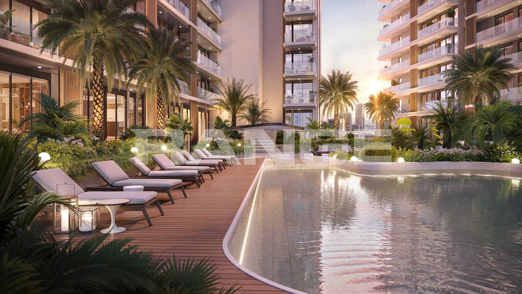 11 The Hillgate - pool deck. jpg