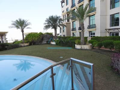 X-Large Chiller Free Upgraded Studio w. Balcony at 35 X-Large Chiller Free Upgraded Studio w. Balcony at 35