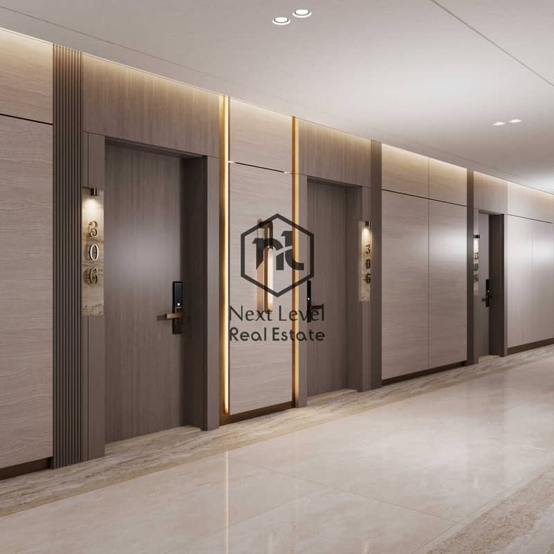 5 Corridor Side. jpg