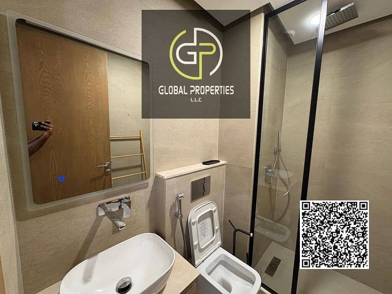 7 New QR - 1. jpeg