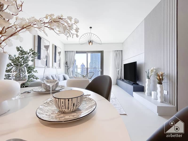 12 Crown Tower - 3501- Living-6. jpg