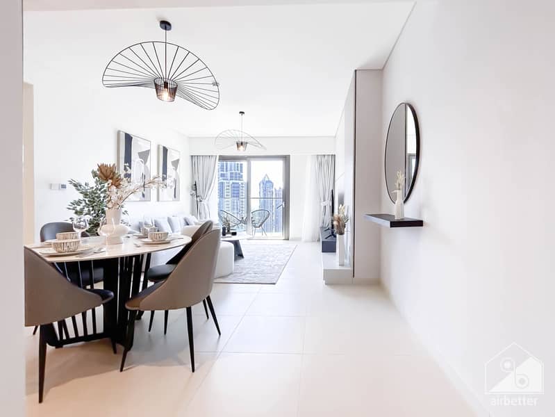 47 Crown Tower - 3501- Living-18. jpg