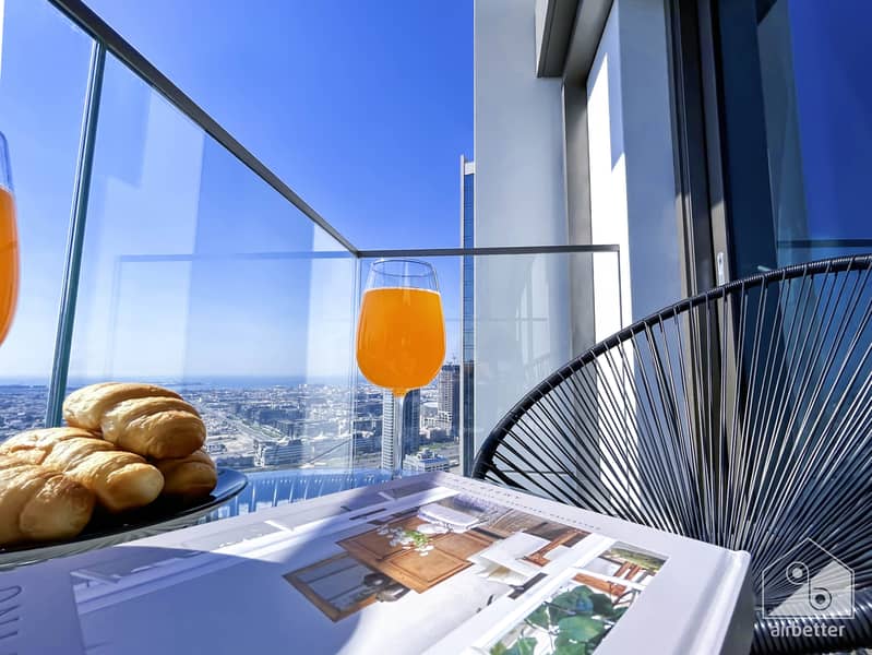 48 Crown Tower - 3501- Living-22. jpg