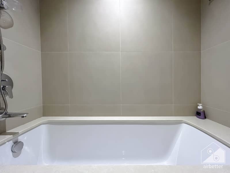 59 Crown Tower - 3501- WC-3. jpg