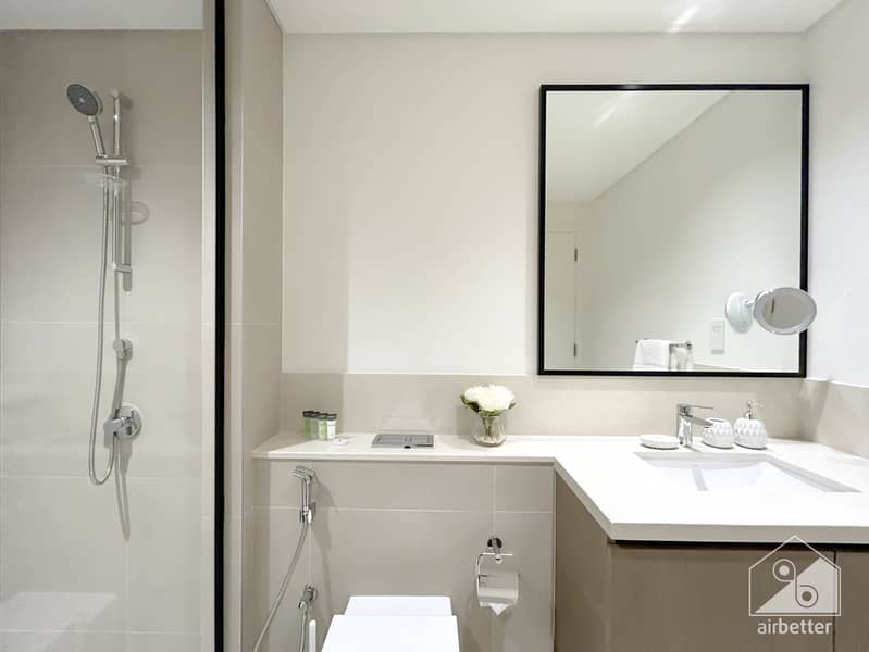 40 Burj Crown - 2601 -Room1-11. jpg
