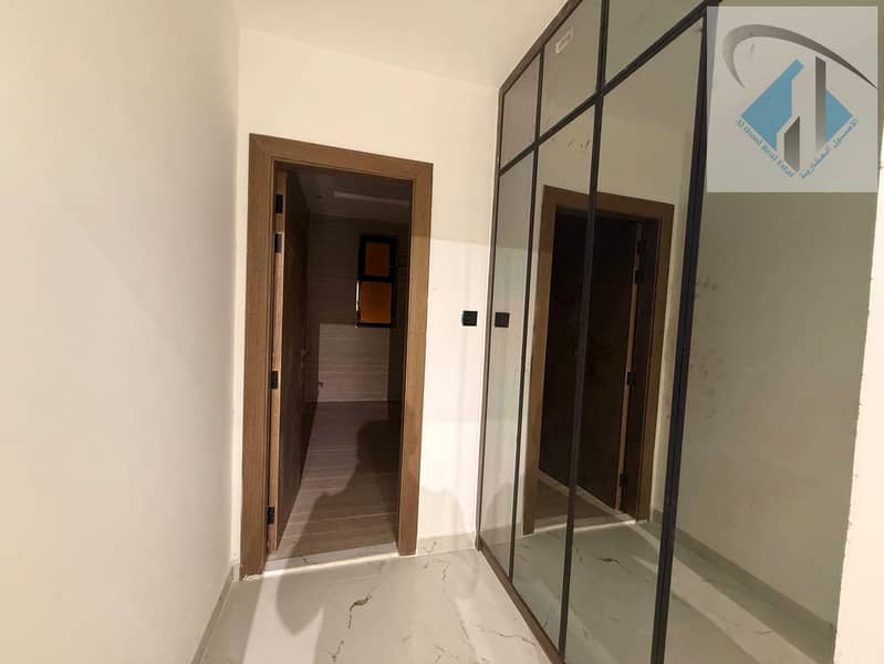 13 7ebf9974-d6e1-44d1-bb46-34086ad7d561. jpg