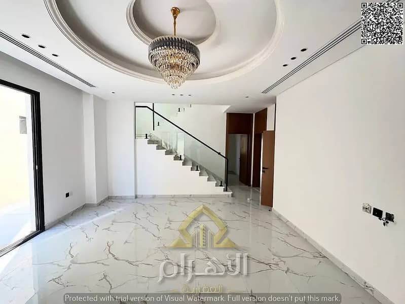 6 856093203-1066x800. webp