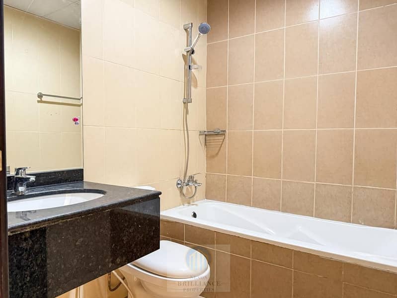 13 89781efa-8407-4d4a-9958-83322d775532. jpg
